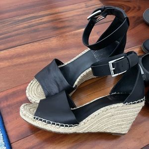 Vince Camuto Wedge Sandal, Size 7.5